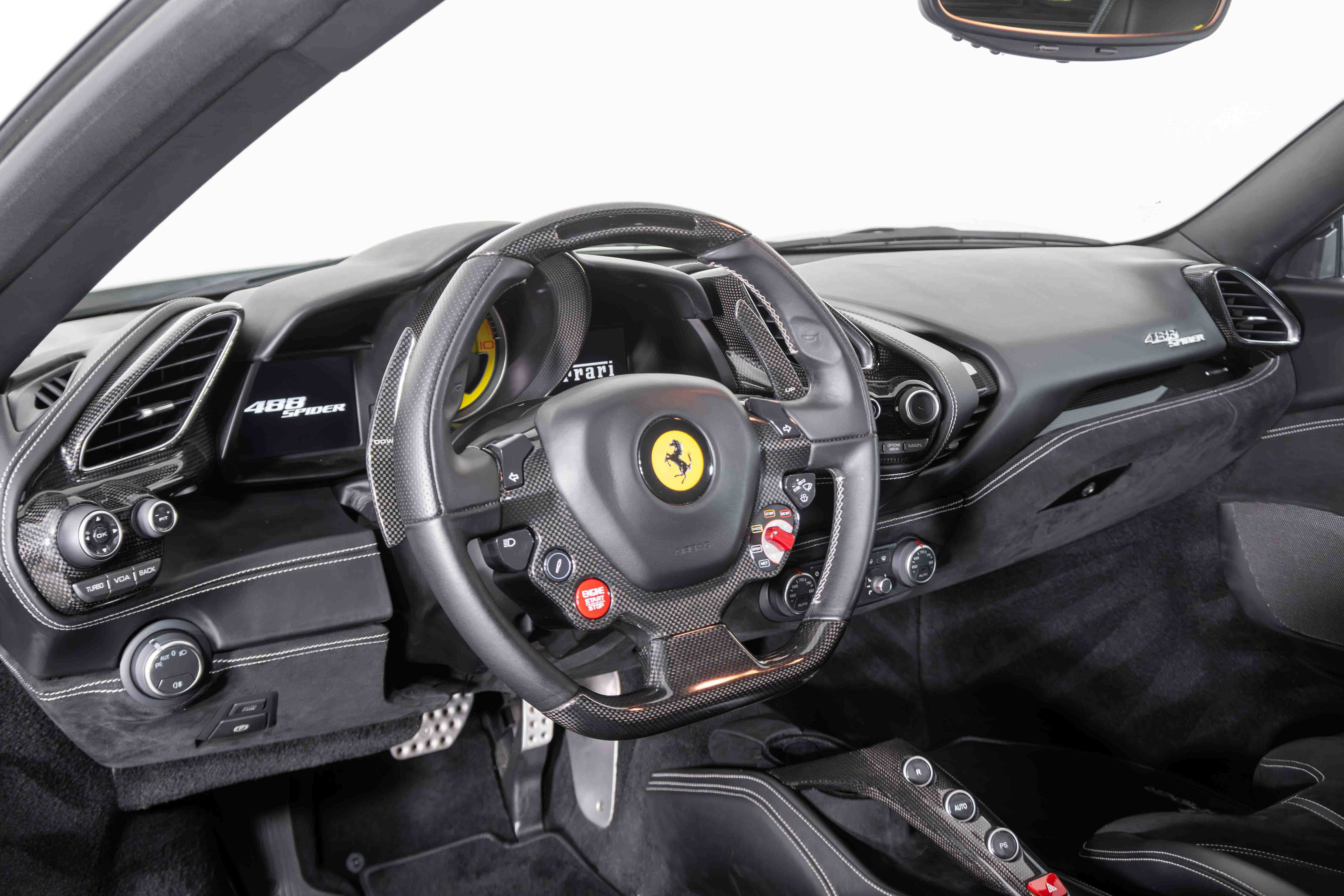 Used 2016 Ferrari 488 Spider image 25