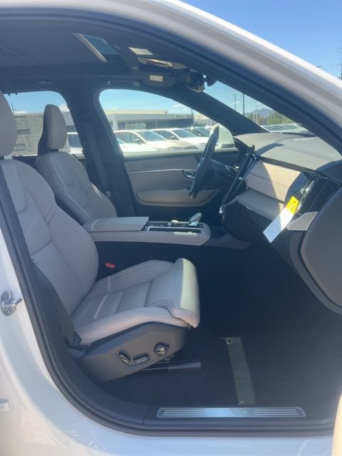 New 2026 Volvo XC90 T8 Ultra w/ Protection Package AWD/4WD image 34