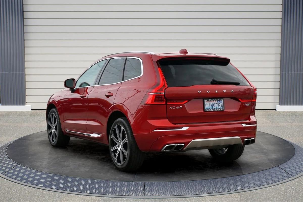 Used 2020 Volvo XC60 T5 Inscription w/ Protection Package Premier image 5