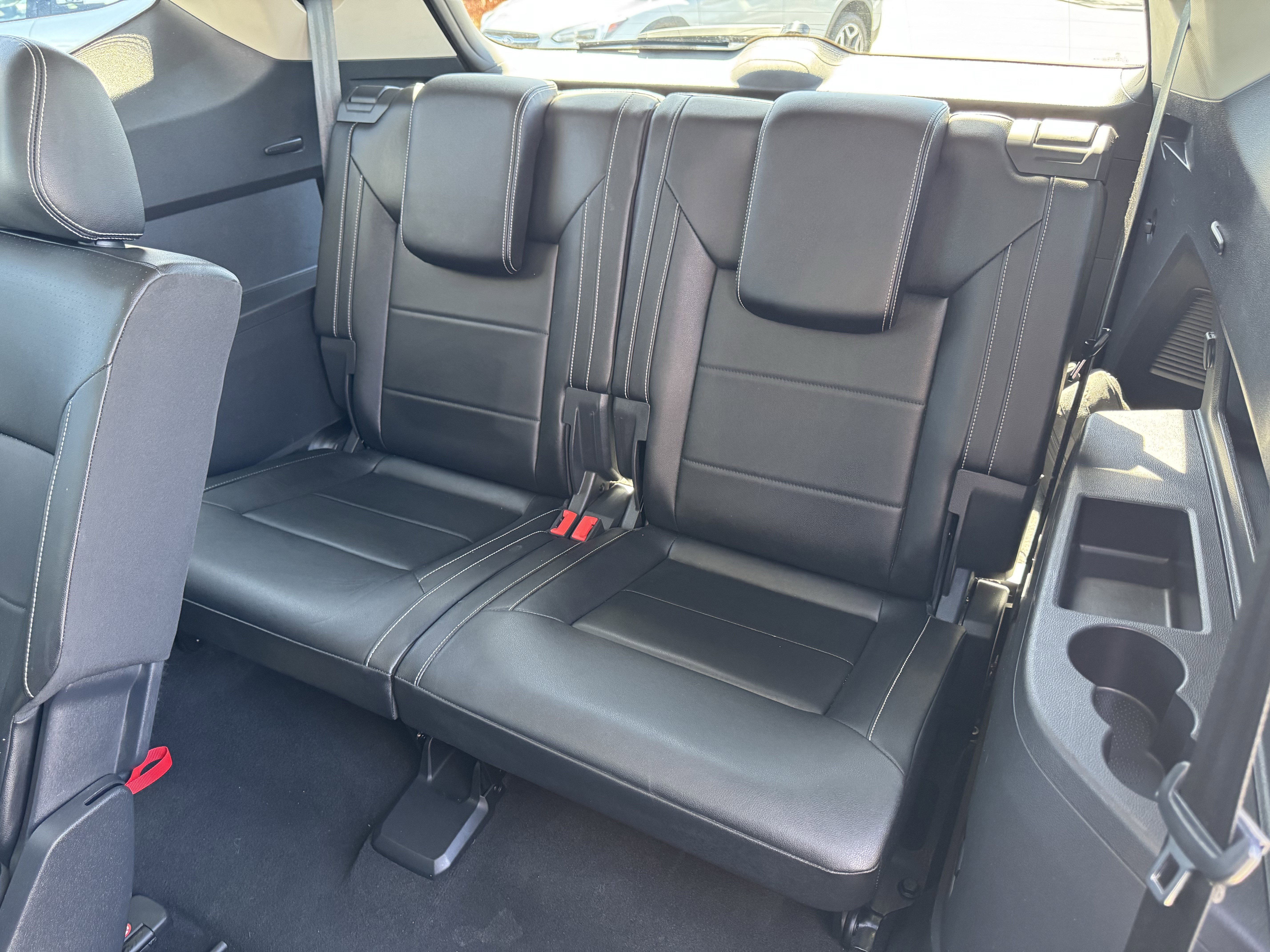 Used 2021 Volkswagen Atlas SEL R-Line image 37