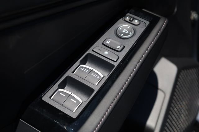Used 2025 Honda Accord Touring image 17