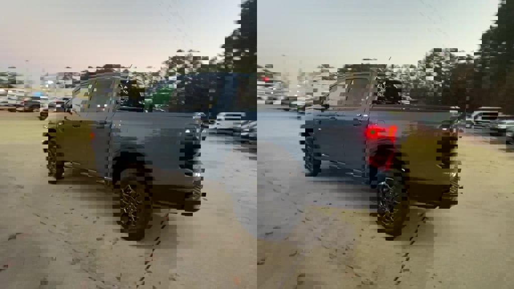 New 2025 Ford Ranger XLT w/ Equipment Group 301A High image 4