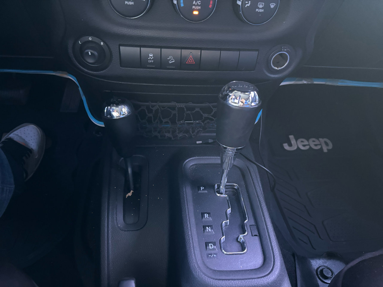 Used 2015 Jeep Wrangler Unlimited Sport w/ Quick Order Package 24S image 14