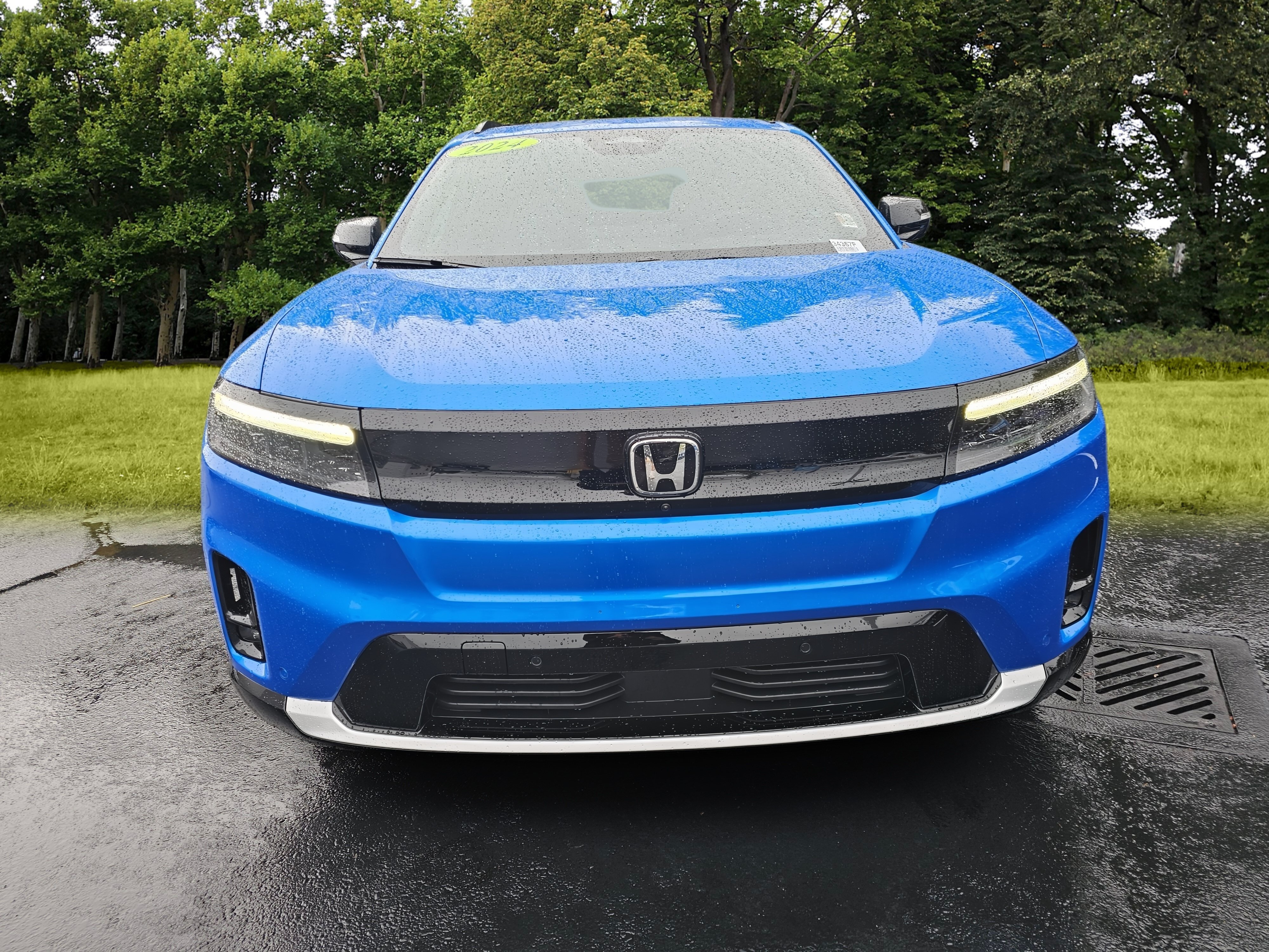 Used 2024 Honda Prologue Elite image 2