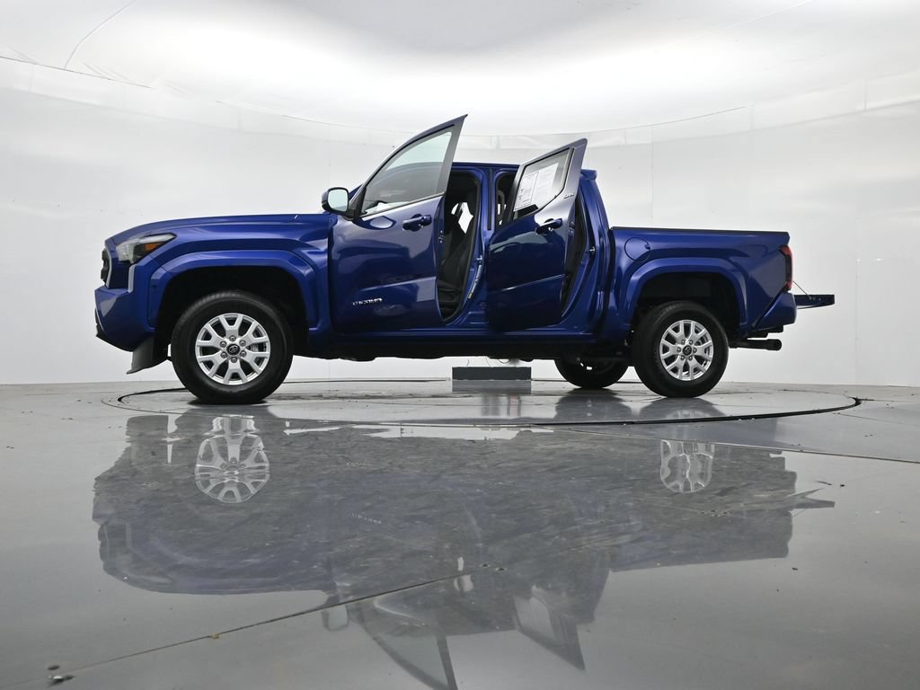 Used 2025 Toyota Tacoma SR5 RWD image 55