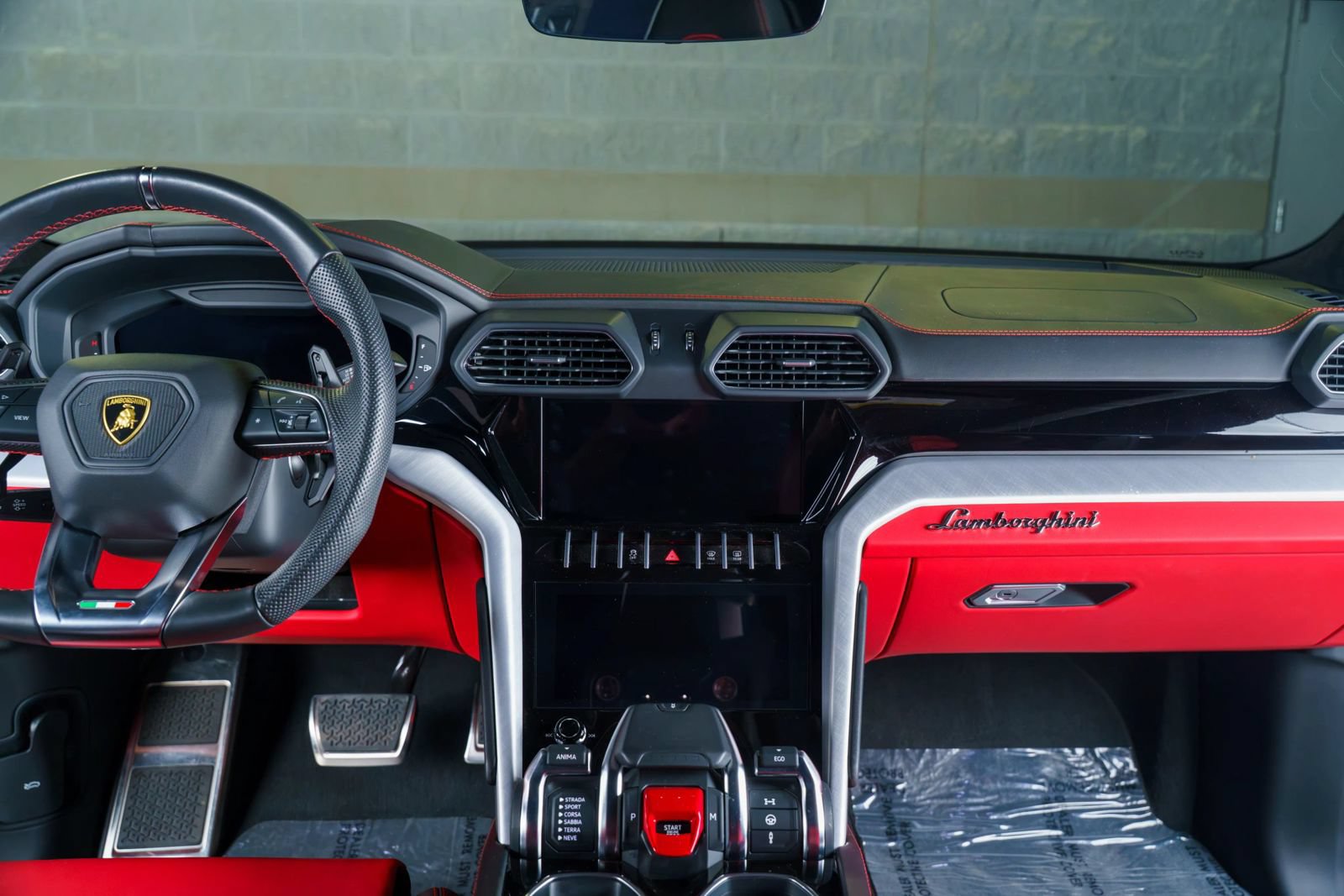 Used 2021 Lamborghini Urus AWD/4WD image 66