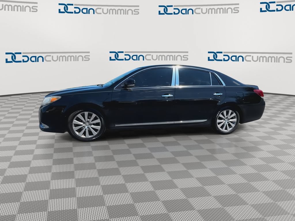 Used 2011 Toyota Avalon Limited FWD image 5