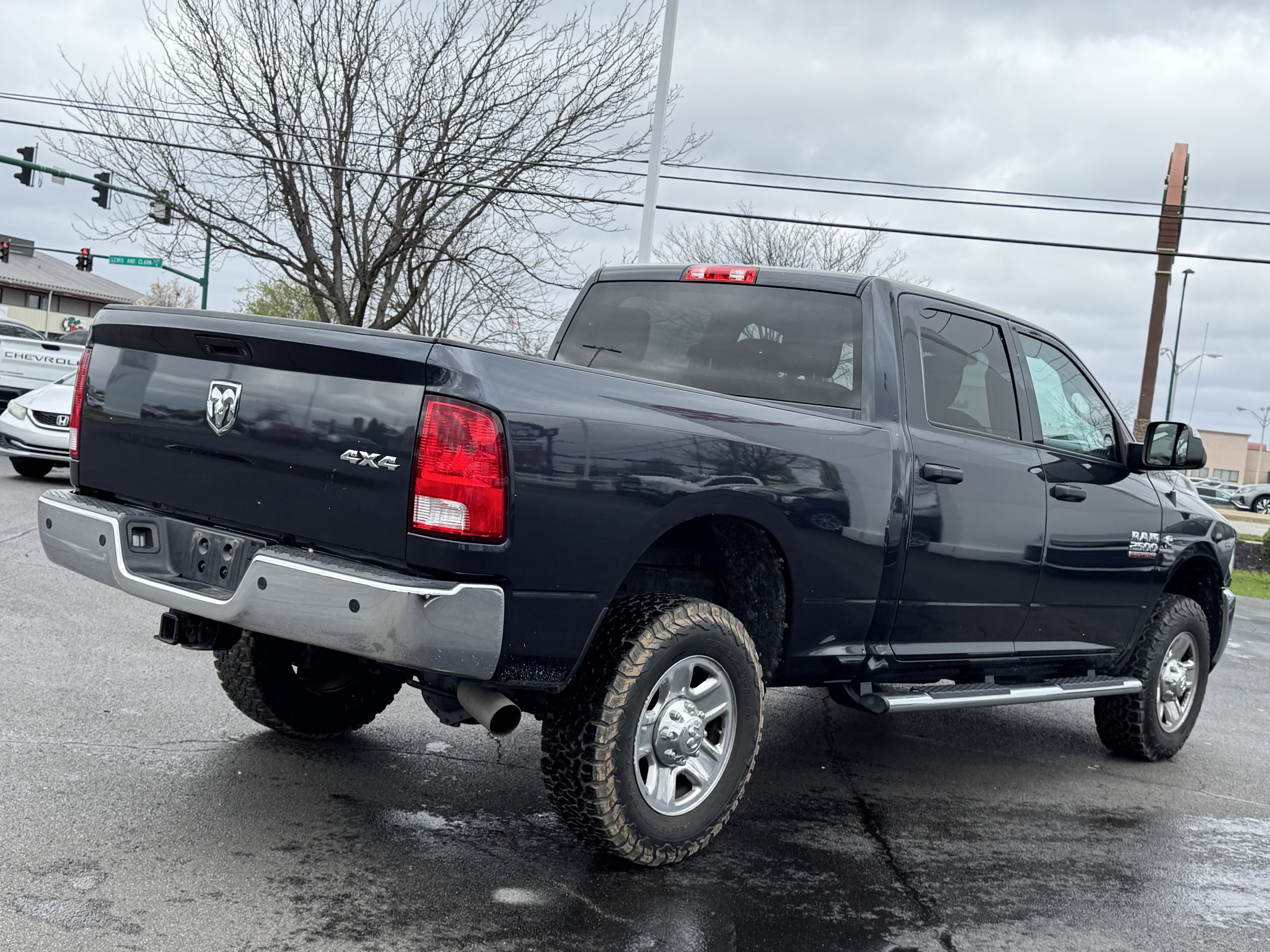 Used 2015 RAM 2500 Tradesman w/ Chrome Appearance Group image 16