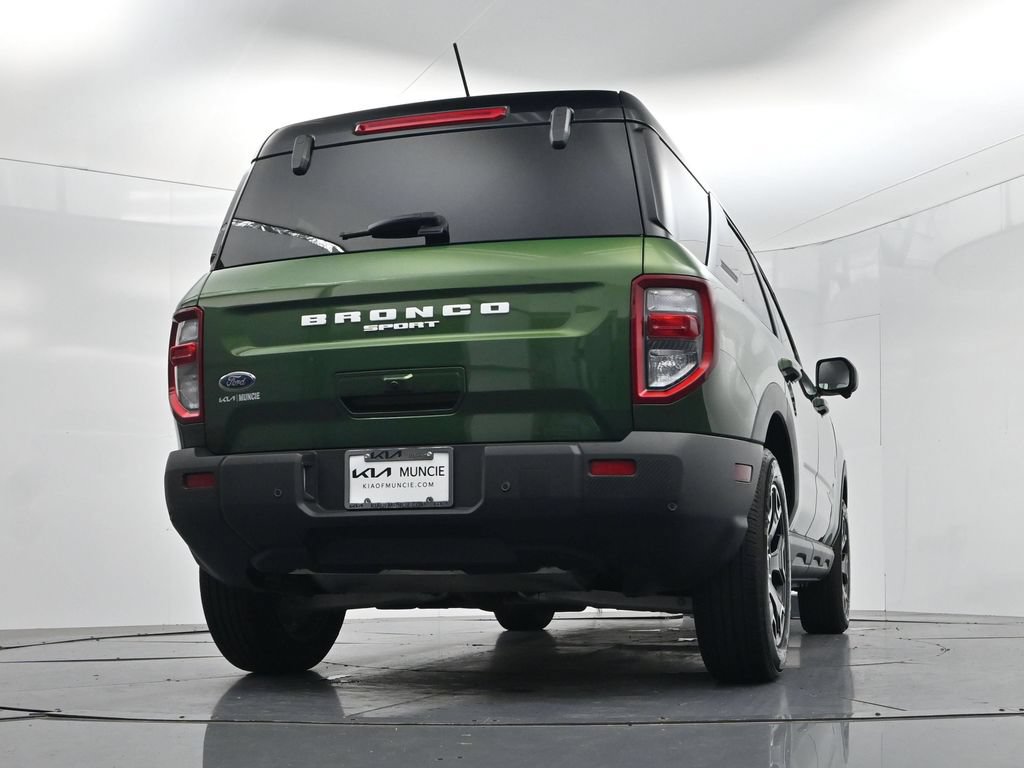 Used 2025 Ford Bronco Sport Outer Banks w/ Outer Banks Tech Package+ AWD/4WD image 46
