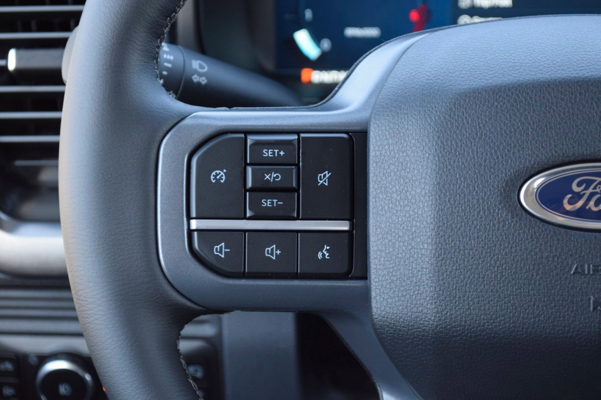 New 2026 Ford F250 Lariat w/ Chrome Package image 9