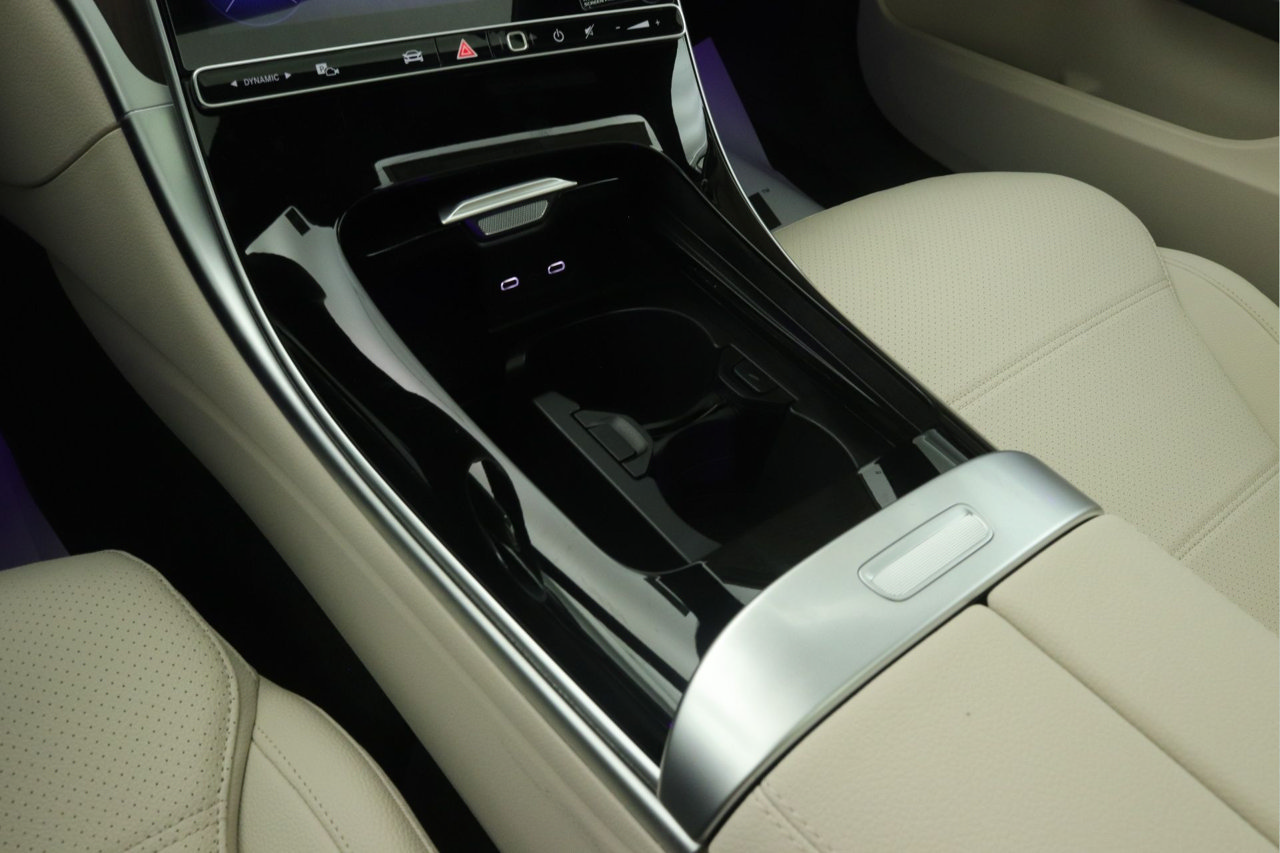 New 2026 Mercedes-Benz C 300 Sedan image 6