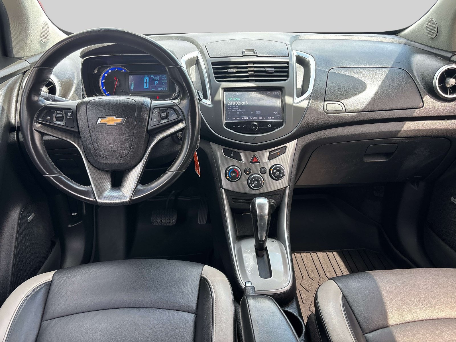 Used 2016 Chevrolet Trax LTZ w/ Midnight Edition AWD/4WD image 9