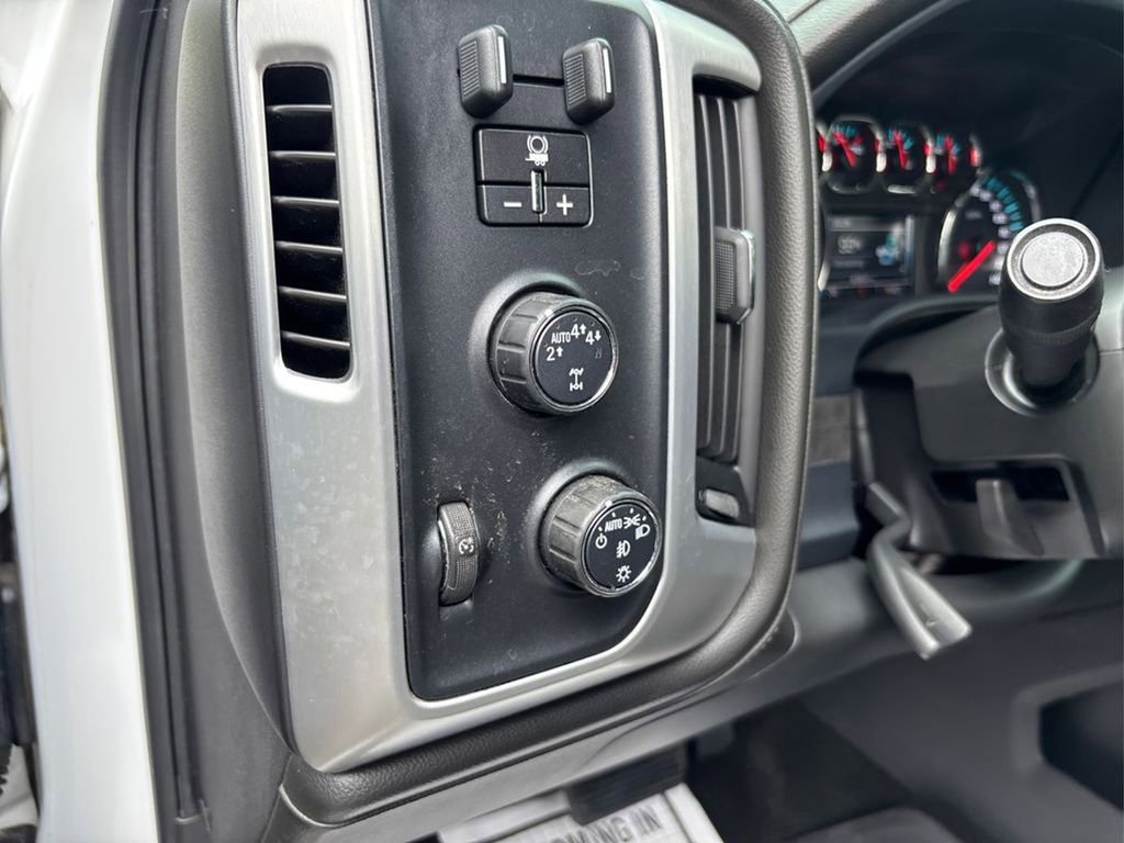 Used 2018 GMC Sierra 1500 SLT image 39