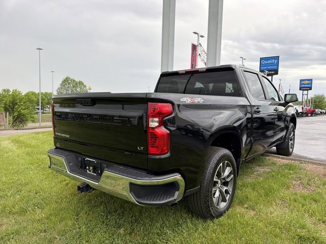 Used 2024 Chevrolet Silverado 1500 LT AWD/4WD image 4