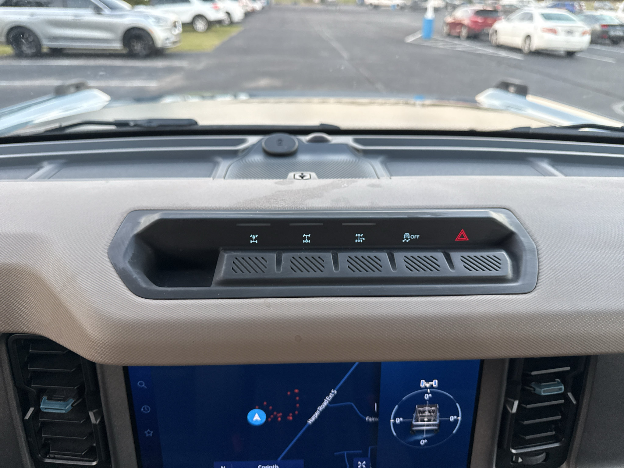 Certified 2024 Ford Bronco Wildtrak AWD/4WD image 18