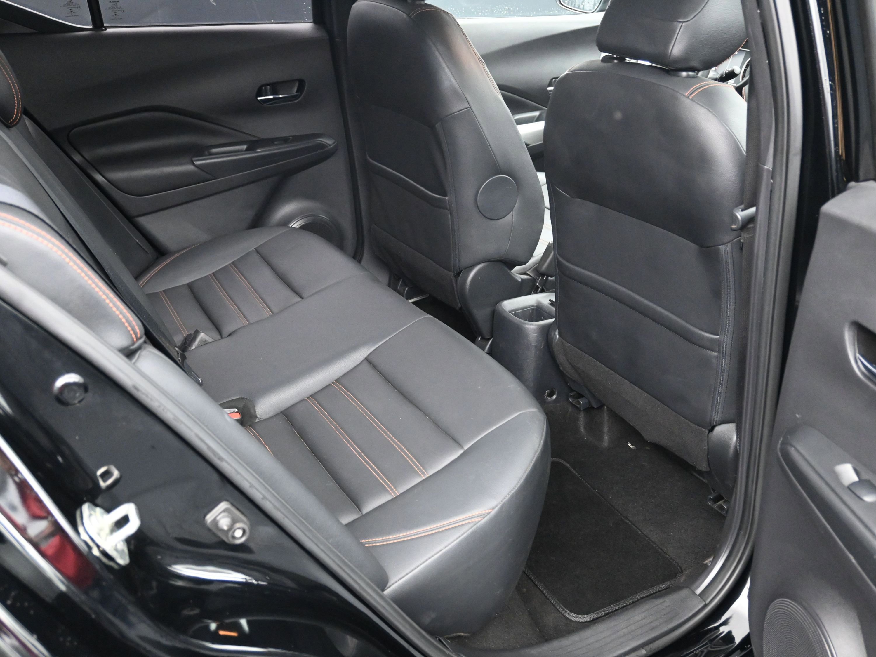 Used 2020 Nissan Kicks SR w/ SR Premium Package image 10