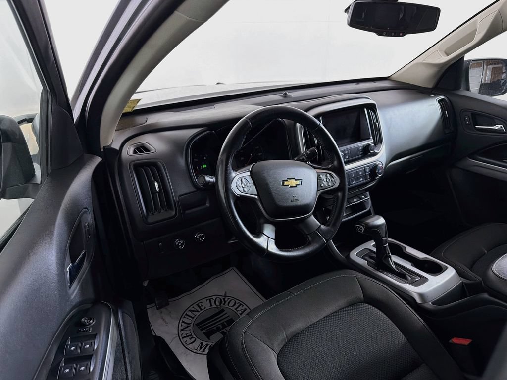 Used 2019 Chevrolet Colorado LT w/ LT Convenience Package AWD/4WD image 13