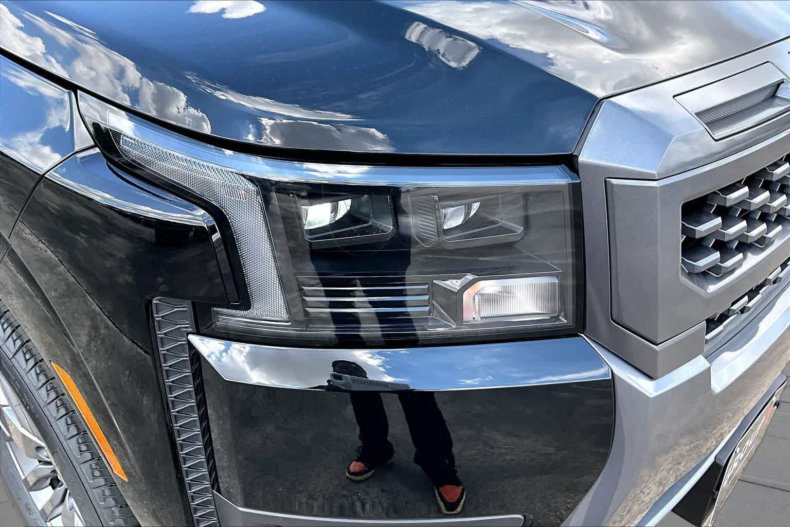 New 2027 Nissan Frontier SV RWD image 20