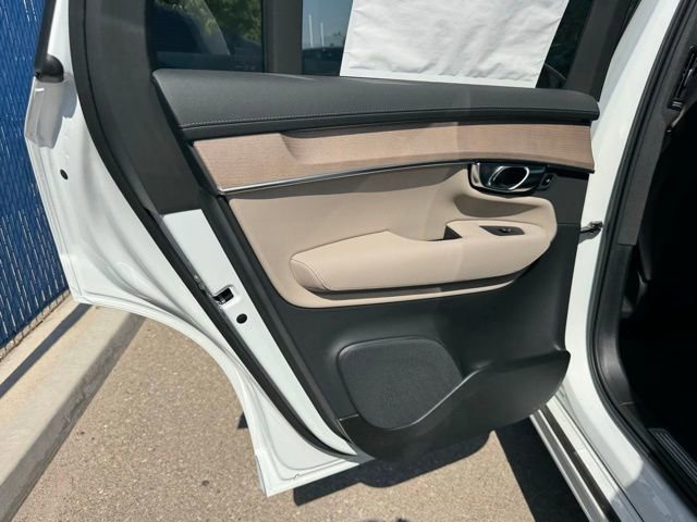 New 2026 Volvo XC90 T8 Plus image 21