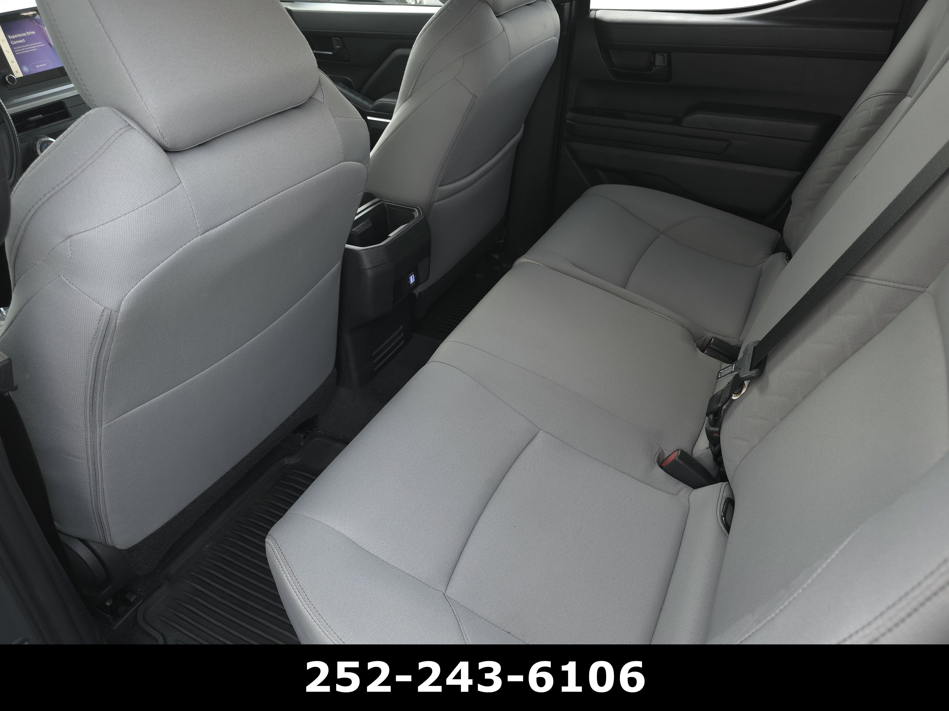 Used 2025 Toyota Tacoma SR5 AWD/4WD image 28