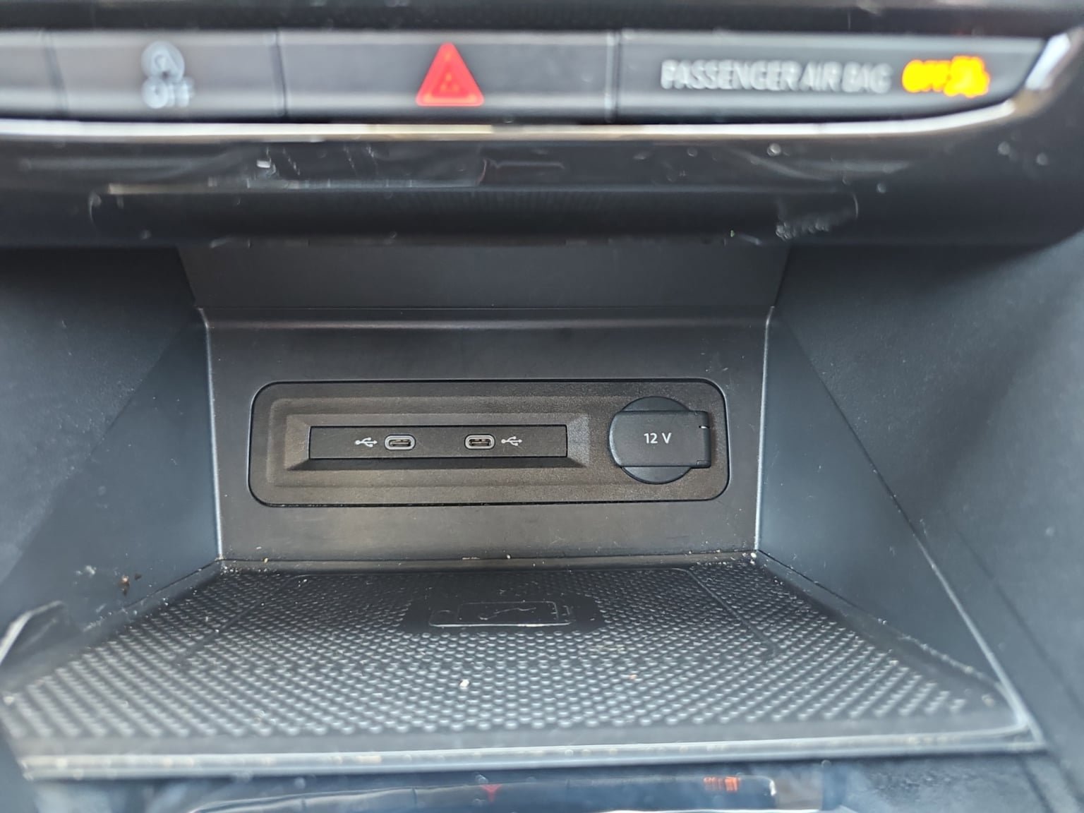 Used 2022 Volkswagen Atlas SE FWD image 23