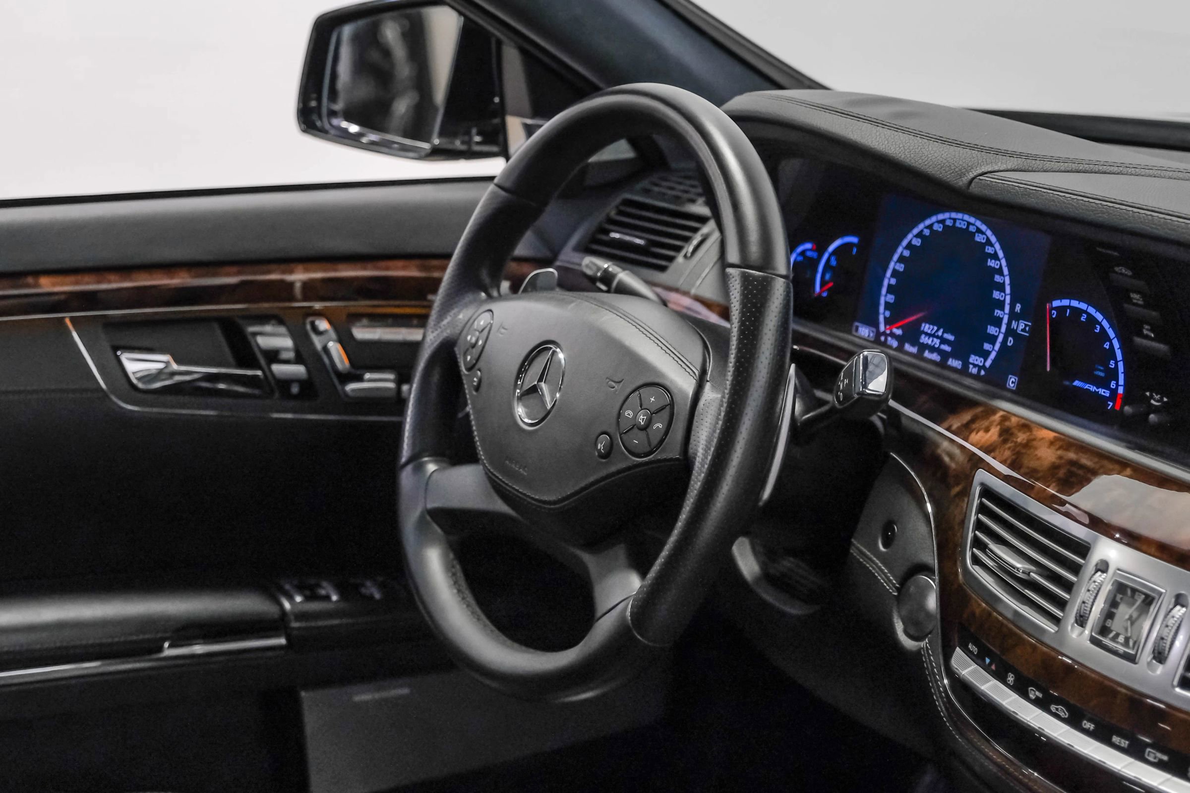 Used 2011 Mercedes-Benz S 63 AMG image 8