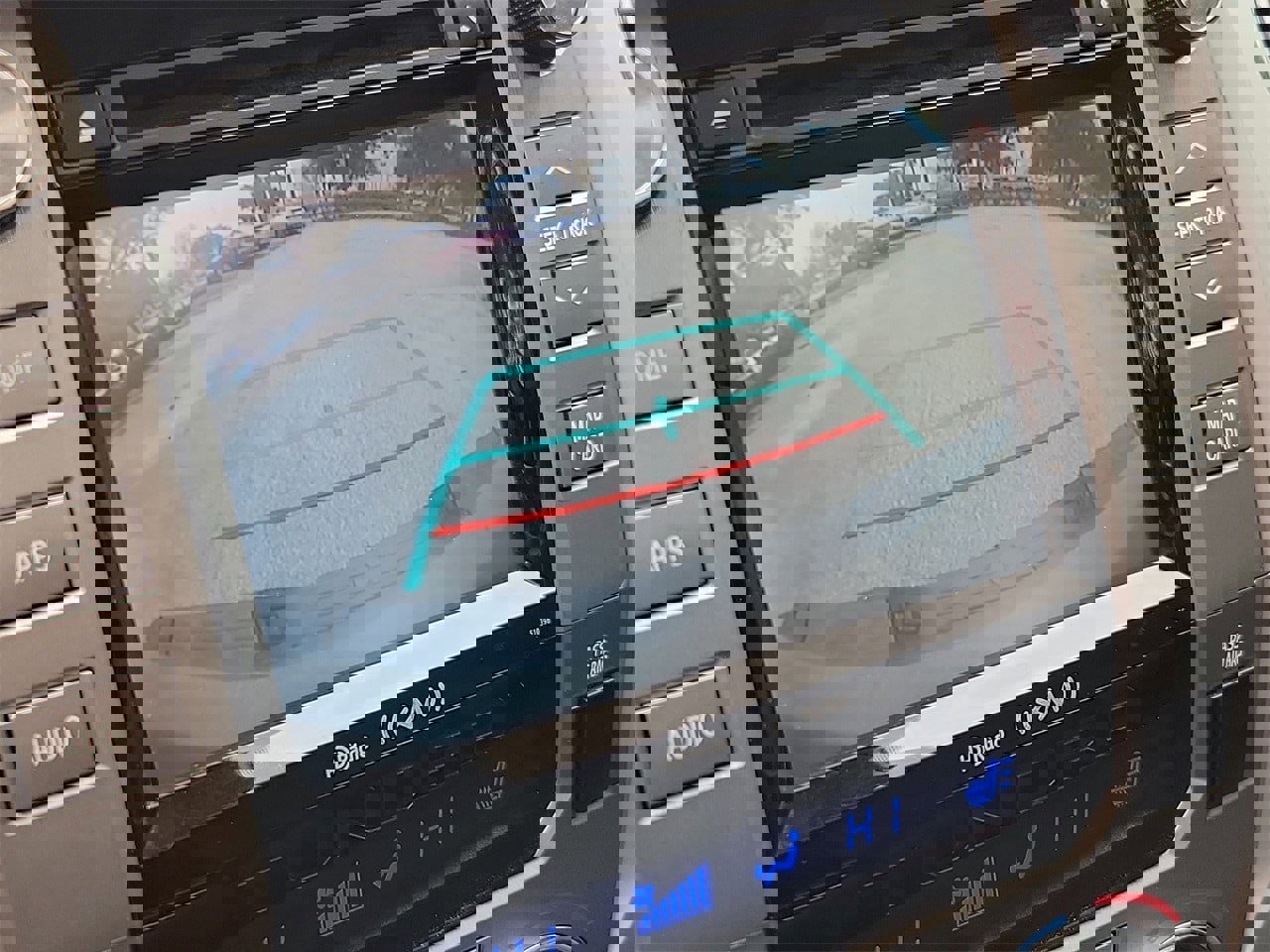 Used 2018 Toyota Tundra Platinum image 25