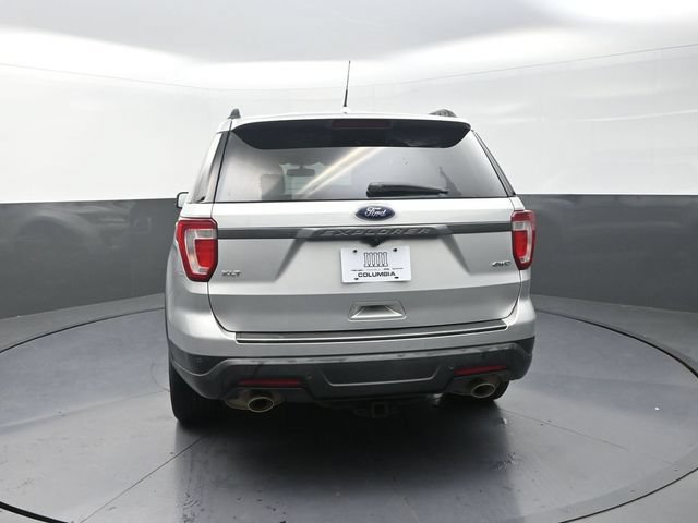 Used 2019 Ford Explorer XLT w/ Equipment Group 202A AWD/4WD image 8