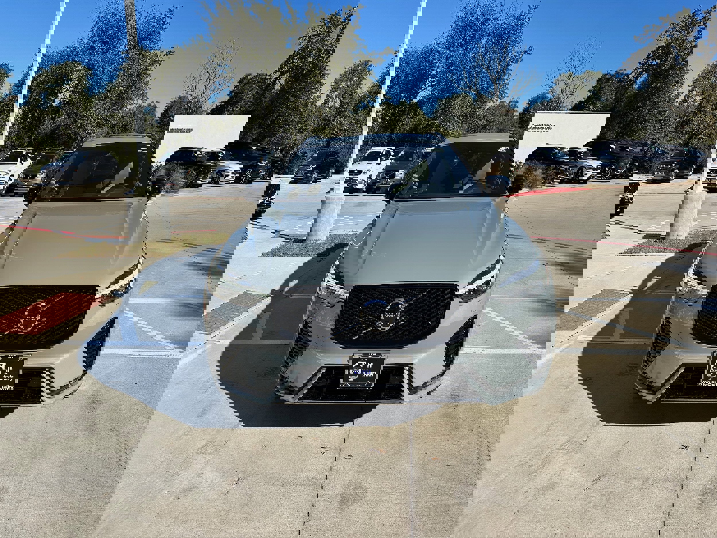 New 2026 Volvo XC60 B5 Plus w/ Protection Package Premier image 6