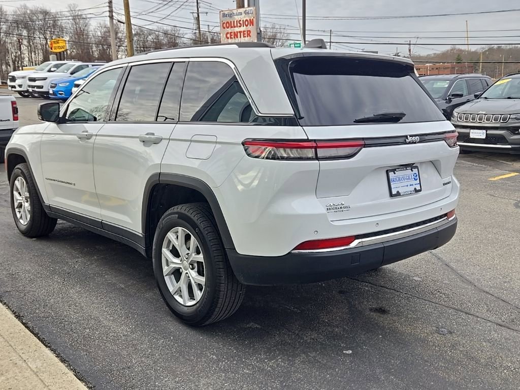 Used 2023 Jeep Grand Cherokee Limited AWD/4WD image 7