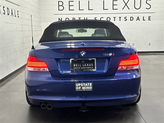 Used 2009 BMW 128i Convertible image 4