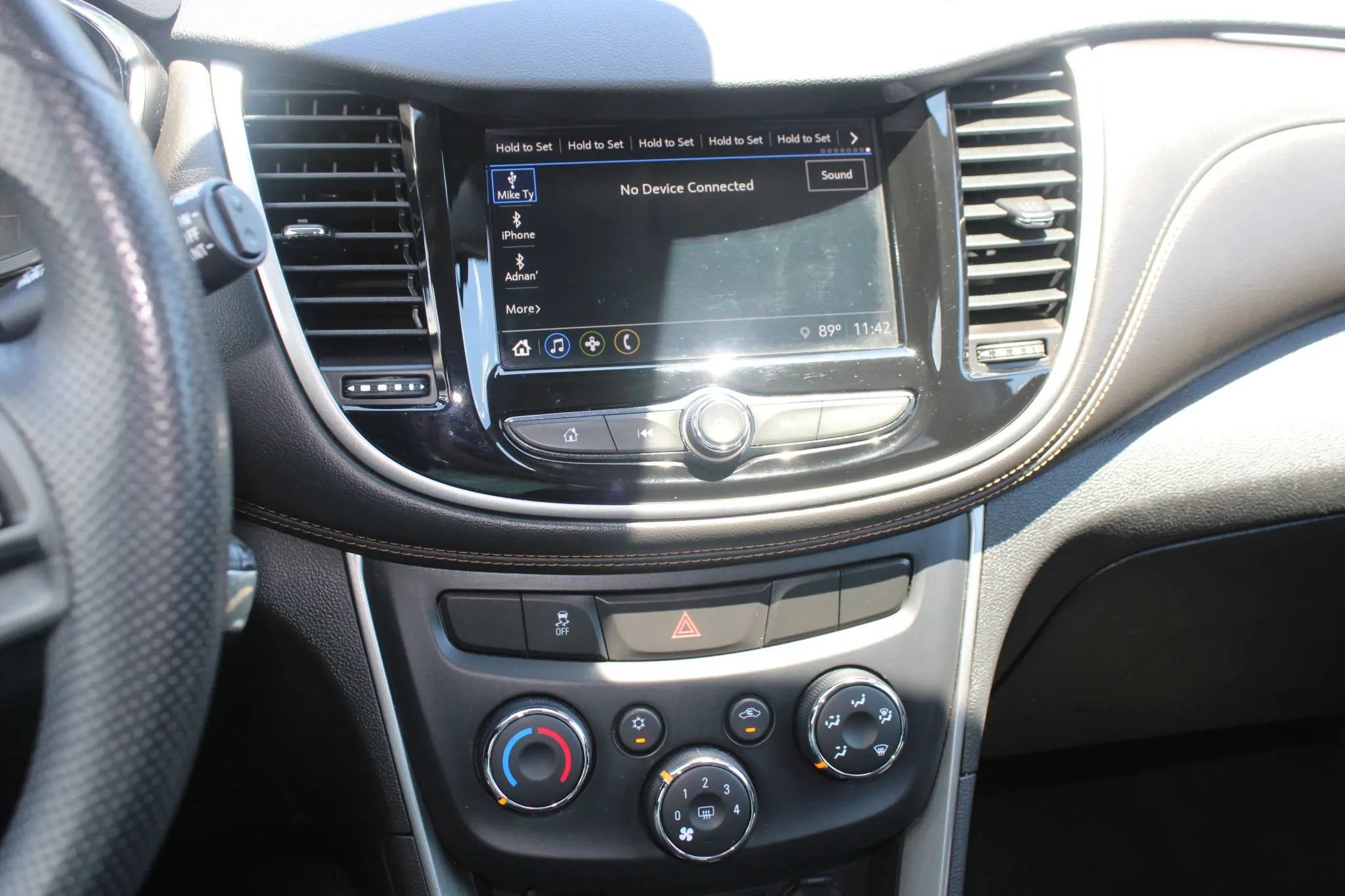 Used 2018 Chevrolet Trax LT FWD image 13
