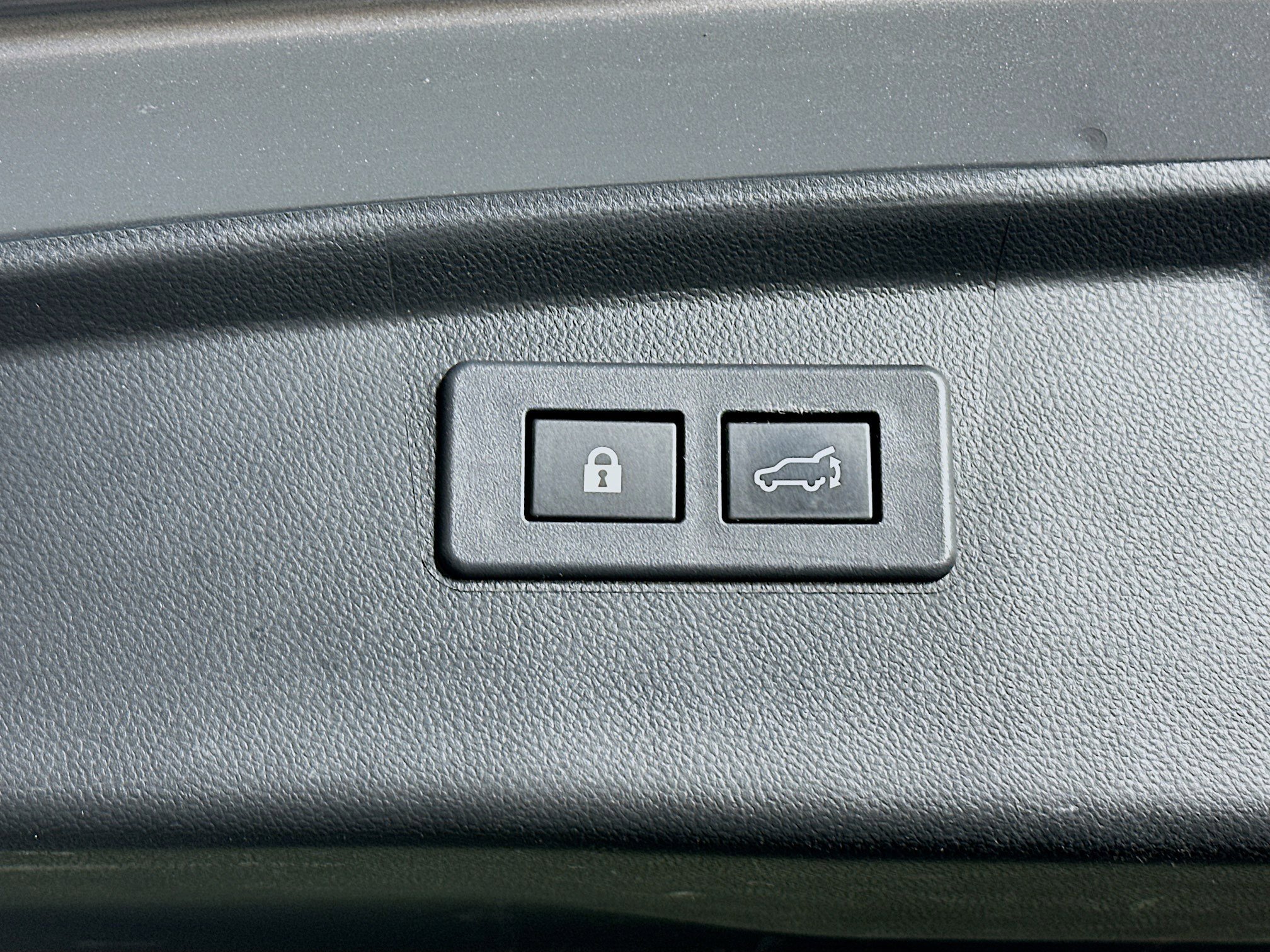 Used 2020 Subaru Outback Limited w/ Popular Package #2 AWD/4WD image 32