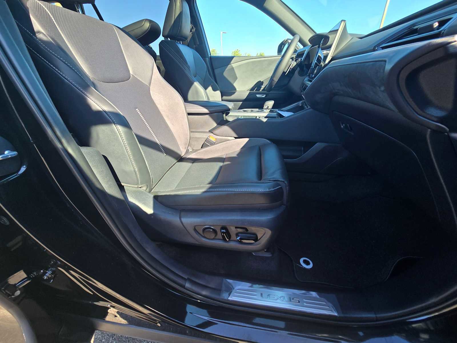 New 2026 Lexus TX 350 AWD image 11