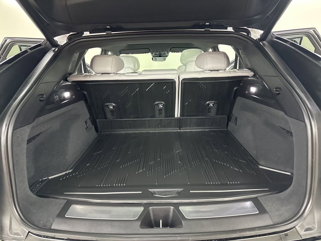 Certified 2025 Cadillac Lyriq Luxury image 24