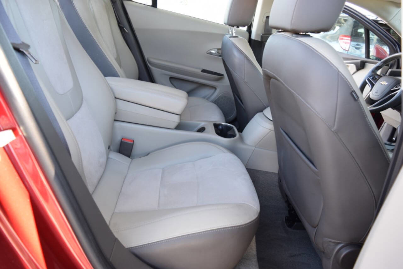 Used 2013 Chevrolet Volt Premium w/ Premium Trim Package image 20