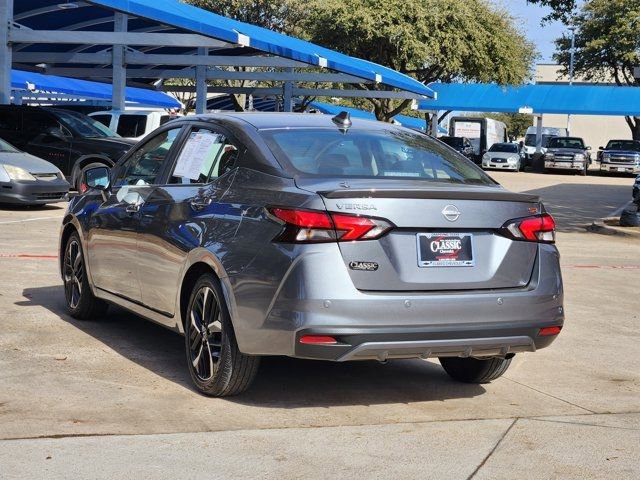 Used 2024 Nissan Versa SR image 3