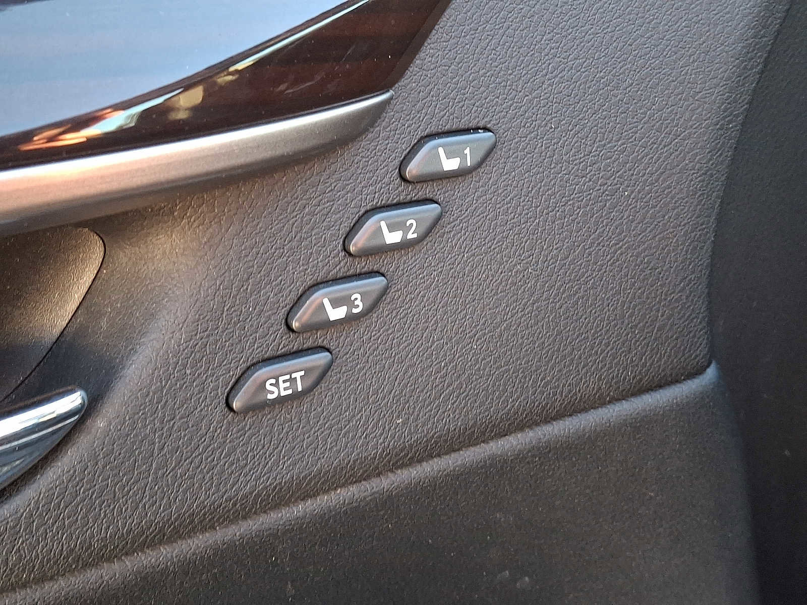 Used 2018 Lexus ES 350 w/ Ultra Luxury Package image 26