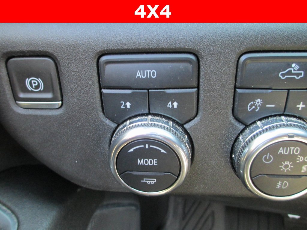 Used 2024 GMC Sierra 1500 Elevation image 26