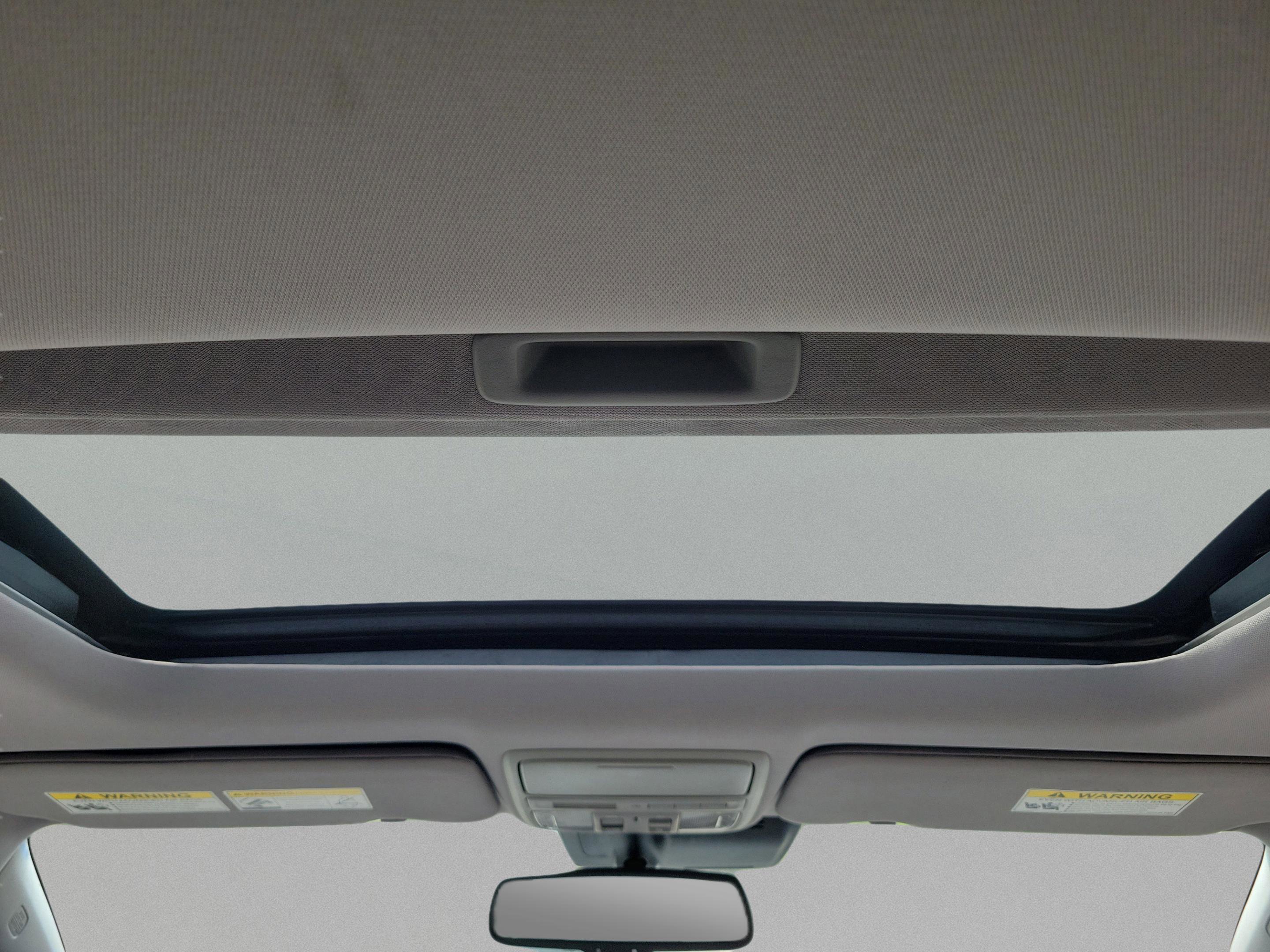 Used 2019 Honda CR-V Touring image 11