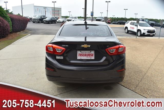 Used 2017 Chevrolet Cruze LT FWD image 8