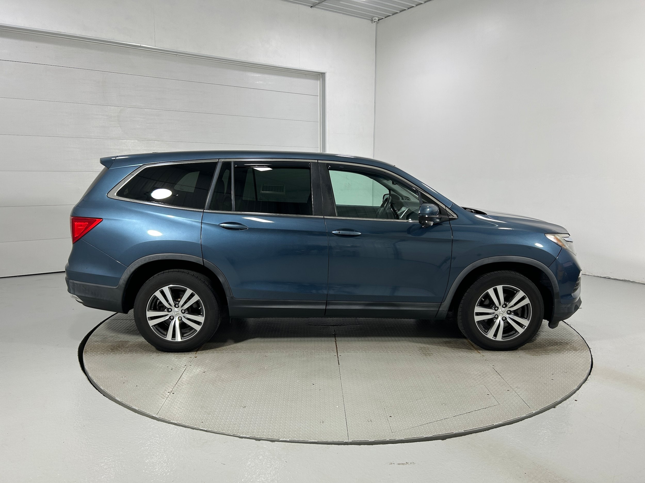 Used 2017 Honda Pilot EX-L image 39