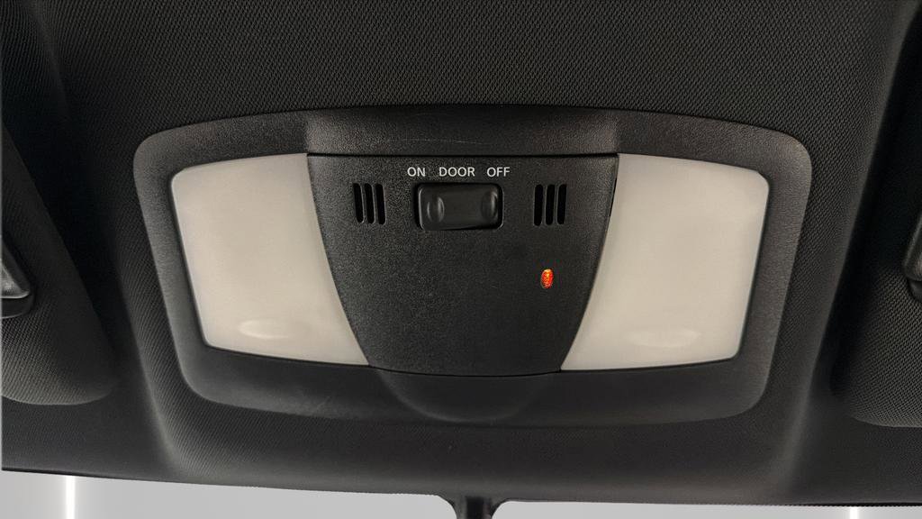 Used 2009 Nissan 370Z Touring image 18