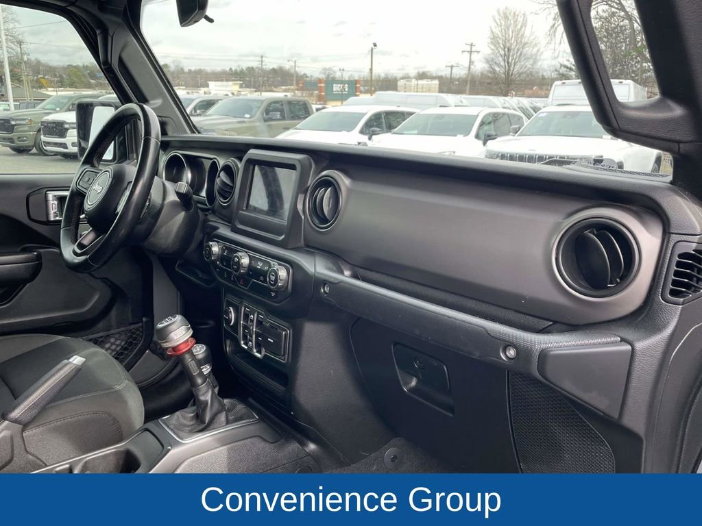 Used 2021 Jeep Gladiator Sport image 14