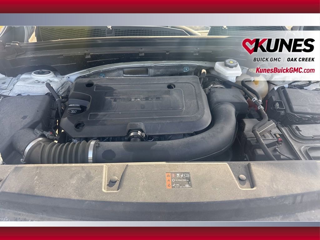 Used 2023 Buick Envision Essence image 37