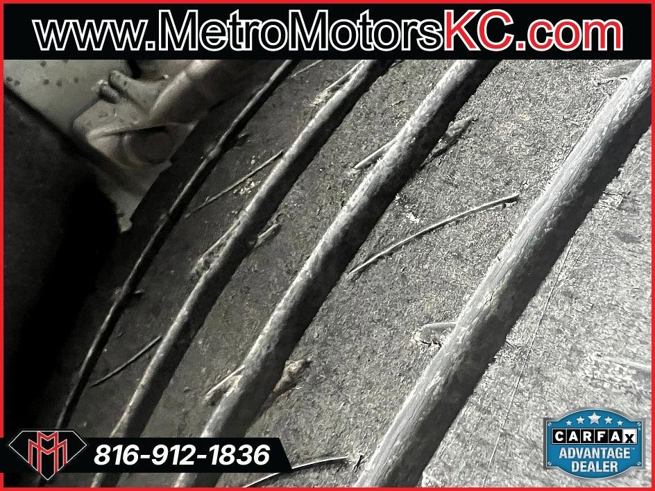 Used 2020 Ford Fusion SE image 14