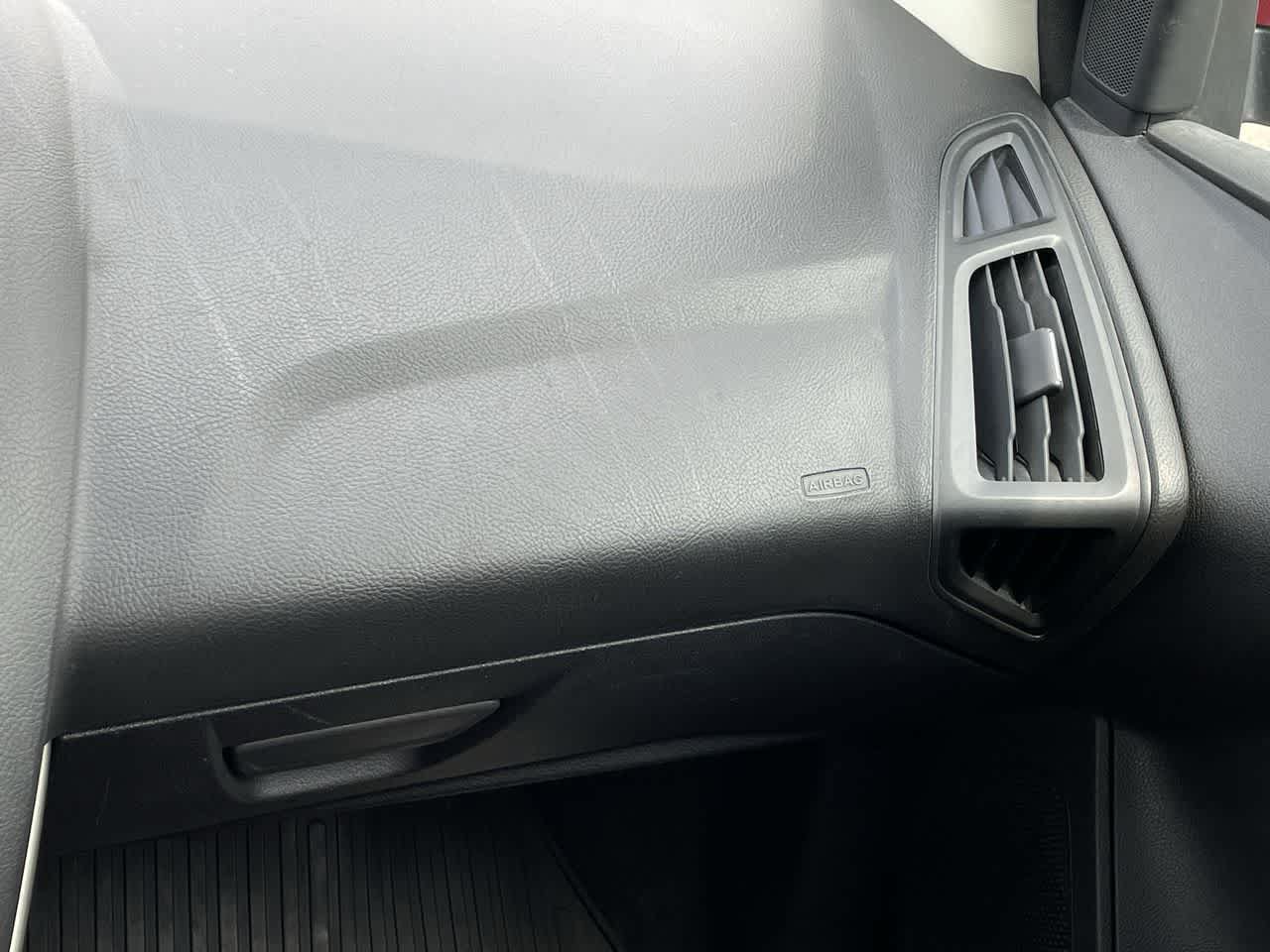 Used 2012 Ford Focus SEL FWD image 16