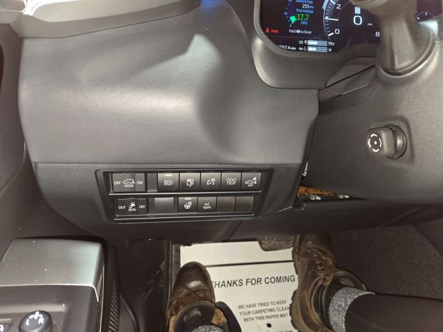 Used 2024 Toyota Sequoia Platinum image 22