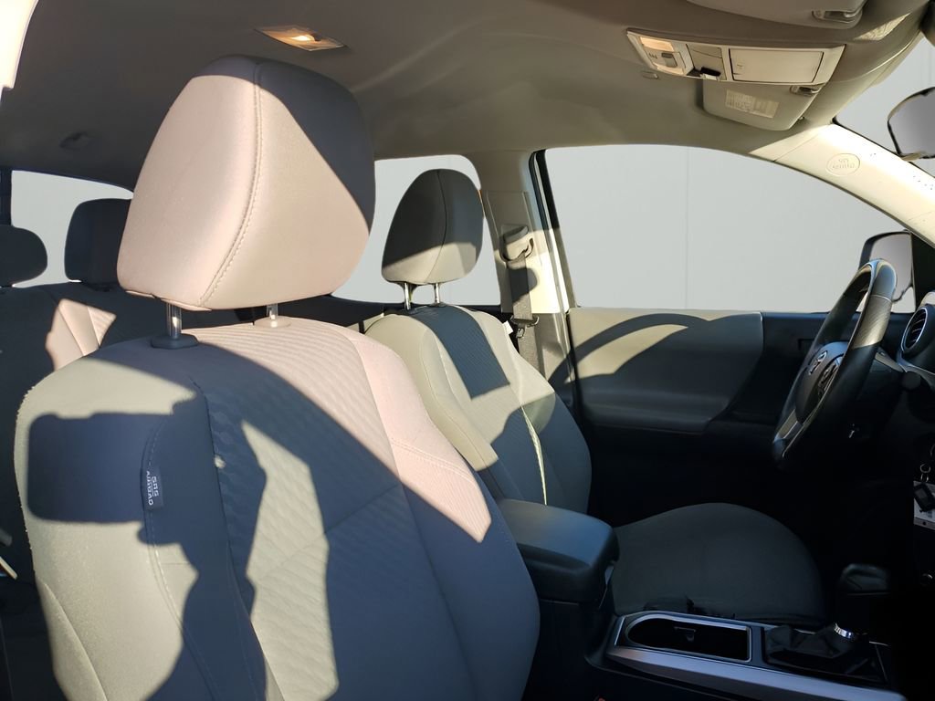 Used 2021 Toyota Tacoma SR5 image 15