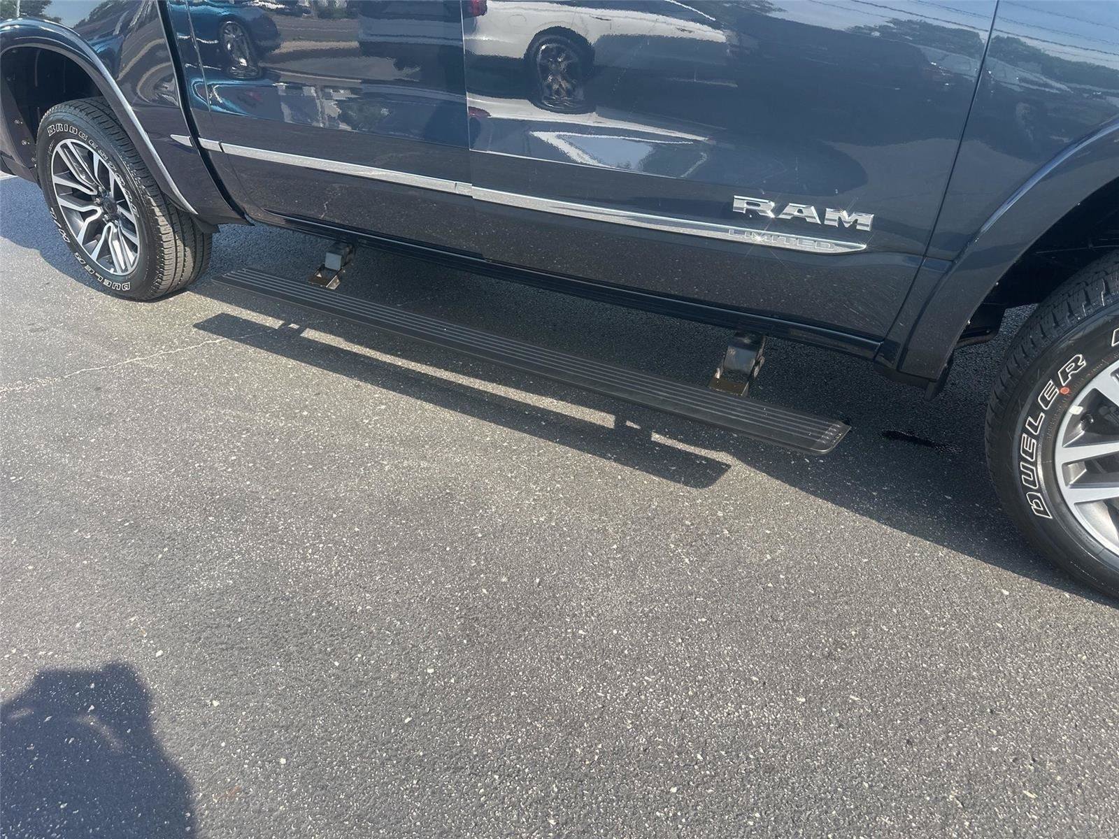 Used 2026 RAM 1500 Limited AWD/4WD image 11